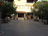 Villa Erry Hotels in Trani