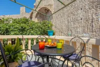 Dominium Old City Suite Hotels in Komolac