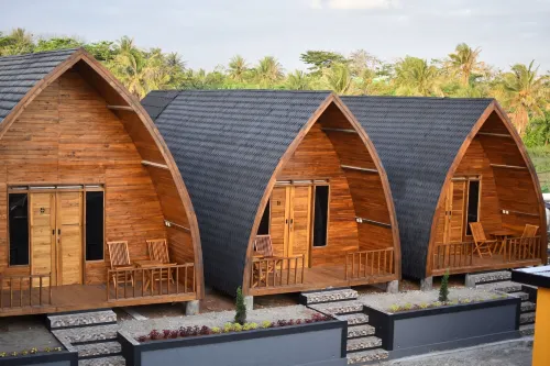 Penginapan Erbysa Hotels in Pameungpeuk
