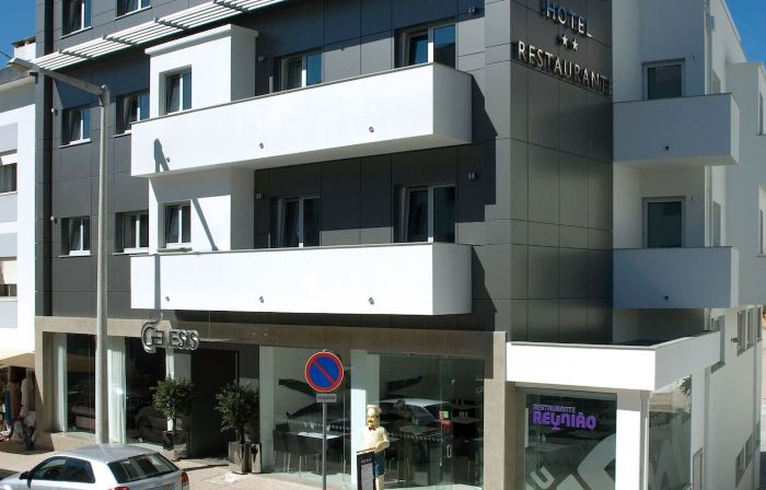 Hotel Genesis