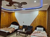 Hotel Park Way Fizaghat Hotel di Mingora