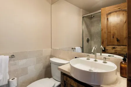 Atkinson by AvantStay Lake Front Home w Stunning Views in Tahoe Vista Отели в г. Тахо Виста