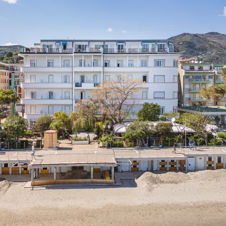 Grand Hotel Mediterranee