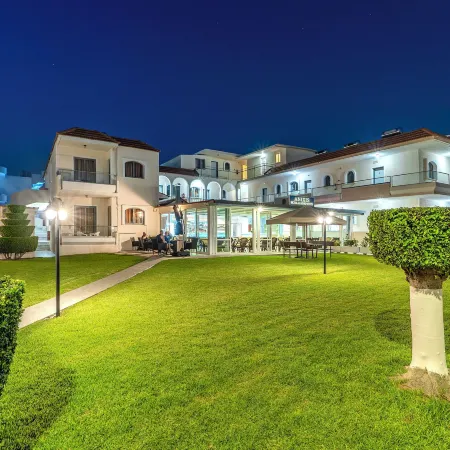 Anixis Hotel & Apartments