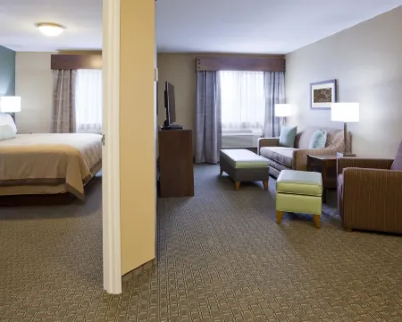GrandStay Delano Hotels in Wright County