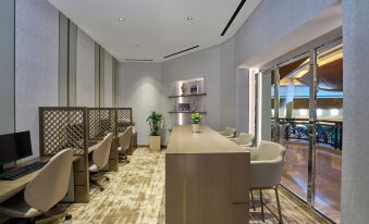 Grand Hyatt Residence