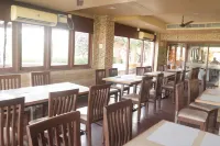 Golden Sun Beach Resort - balcony
