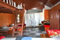 Indreni Organic Farm and Homestay - Hostel Hotels in Kaskikot