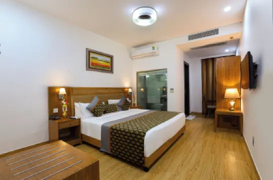 OPO Premier GK Hotels near Jamia Hamdard