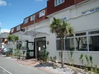 The Riviera Hotel & Apartments - Alum Chine Hotels in 