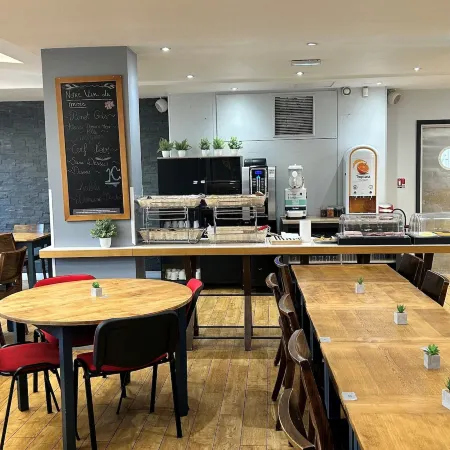 Kyriad Marne la Vallee  - Torcy