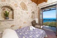 Strofilia Authentic Villas Hotels in Elation