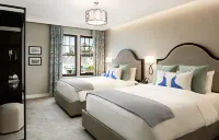 Hotel Atwater Hotels in Avalon