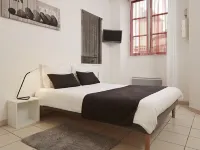 Résidence les Douves Hotel a Couffe