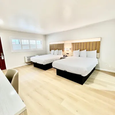 Nob Hill Motor Inn -Newly Updated Rooms! Отели рядом с достопримечательностью «Торгово-развлекательный квартал Гирарделли-сквер»