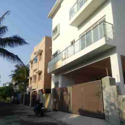 Maxiprime Otels Uthandi Hotel Exterior