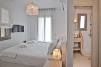 White Tinos Luxury Suites