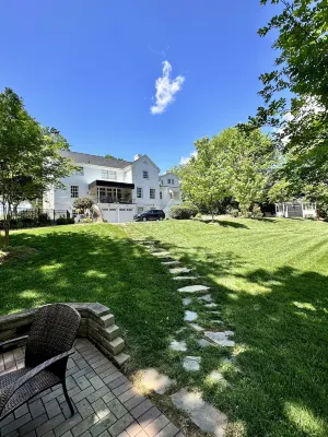 The Holly and Ivy Inn Hotel dekat CVCC Corporate Development Center