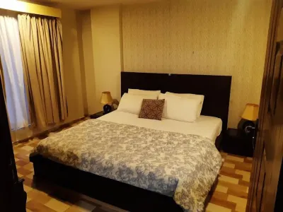 Greenleaf Suites