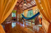 Caribe Town Bungalows