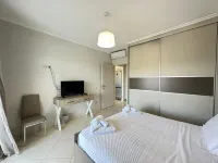 Elpida Luxury Apartments Suites