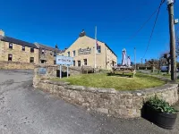 Fountain Cottage Cafe and B&B Hotels in 