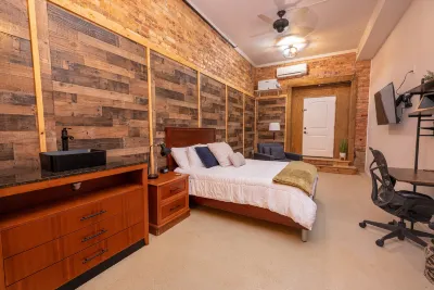 Hartwell Suites