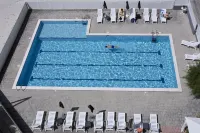 Hotel B&B Avana - Pools