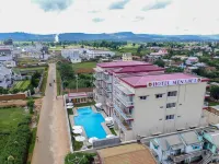 Menabe'l Hotels in Antsirabe