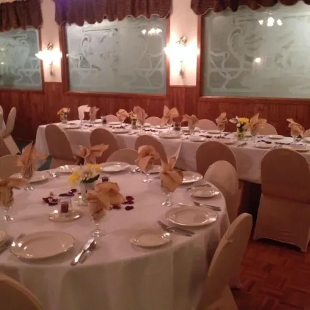 Historic Cary House Hotel