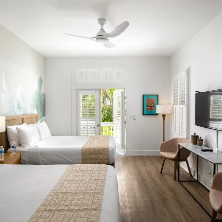 Paradise Inn - Adult Exclusive