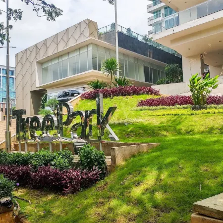 Comfortable 1Br Tree Park Apartment