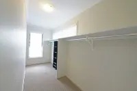 Modern 6BRM House Big Group at Pakenham