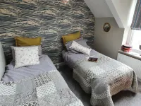 Newly Refurbished 2nd Floor Apartment Lil Nauti Hotels in Fowey