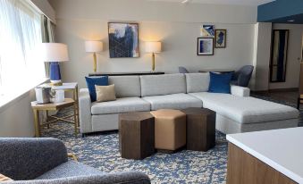 DoubleTree by Hilton Hotel Tinton Falls - Eatontown