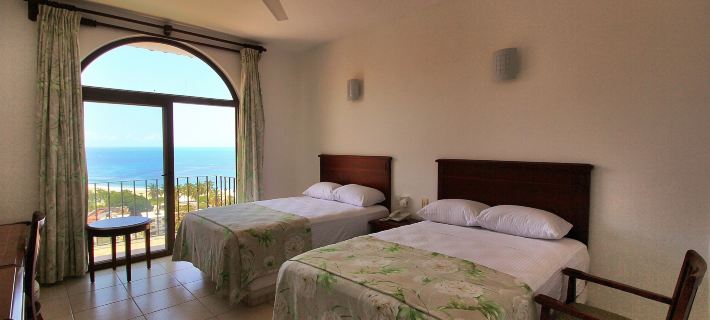 Hotel Caracol Plaza Hotels in Puerto Escondido