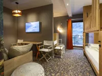 Hotel Base Camp Lodge - Bourg Saint Maurice Hotels in Savoie