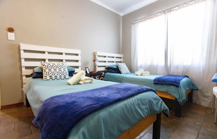 Kate's Nest Guesthouse & Backpackers