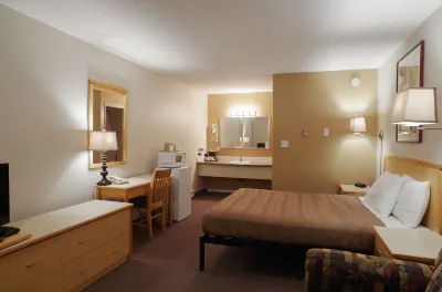Canadas Best Value Inn and Suites Fernie Hotel di Fernie