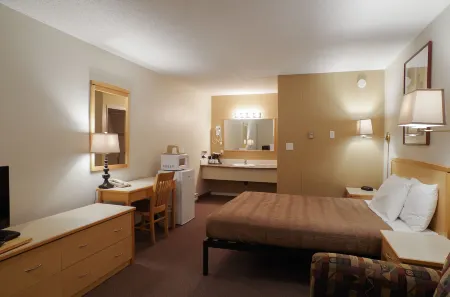 Canadas Best Value Inn and Suites Fernie
