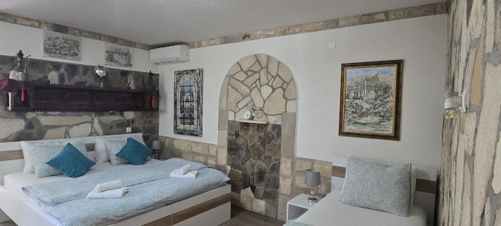 Pansion Infinity Hotele w: Mostar