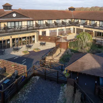 Hampshire Court Hotel & Spa