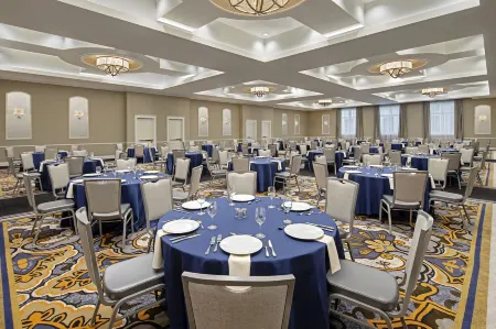 The Hancock Hotel Отели в г. Финдли