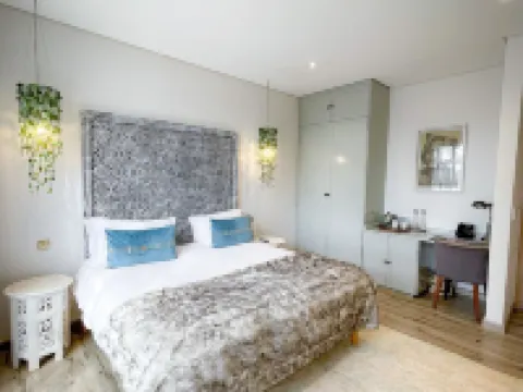 Latitude 0 Degrees Hotels in Kampala