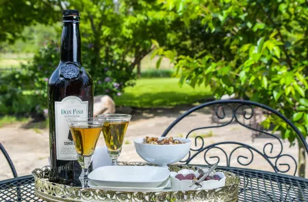 Inntiquity, A Country Inn