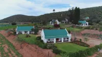 Berluda Farmhouse and Cottages Hotels in Oudtshoorn