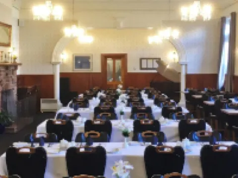 เลเวียทัน โฮเต็ล โรงแรมในดันเนดิน