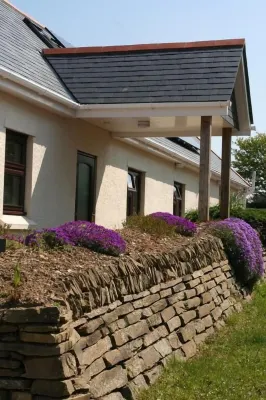 Mandeley Guest House - parcheggio