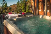 Glencoe House - Romantic