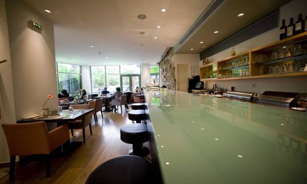 Athinais Hotel